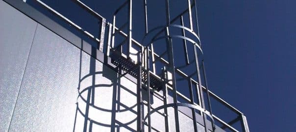 echelle crinoline pour accès bâtiment modulaire