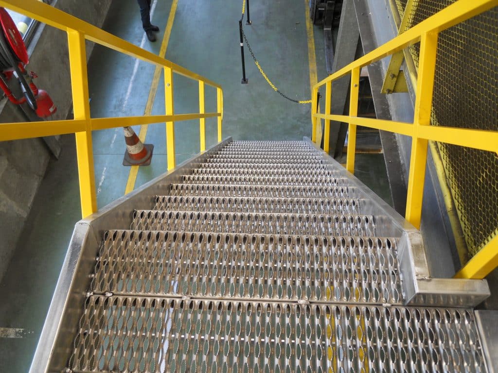 Escalier sur mesure industrie