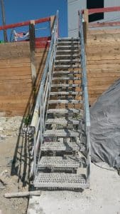 escalier provisoire en acier galvanisé