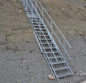 Escalier de chantier accés de talus