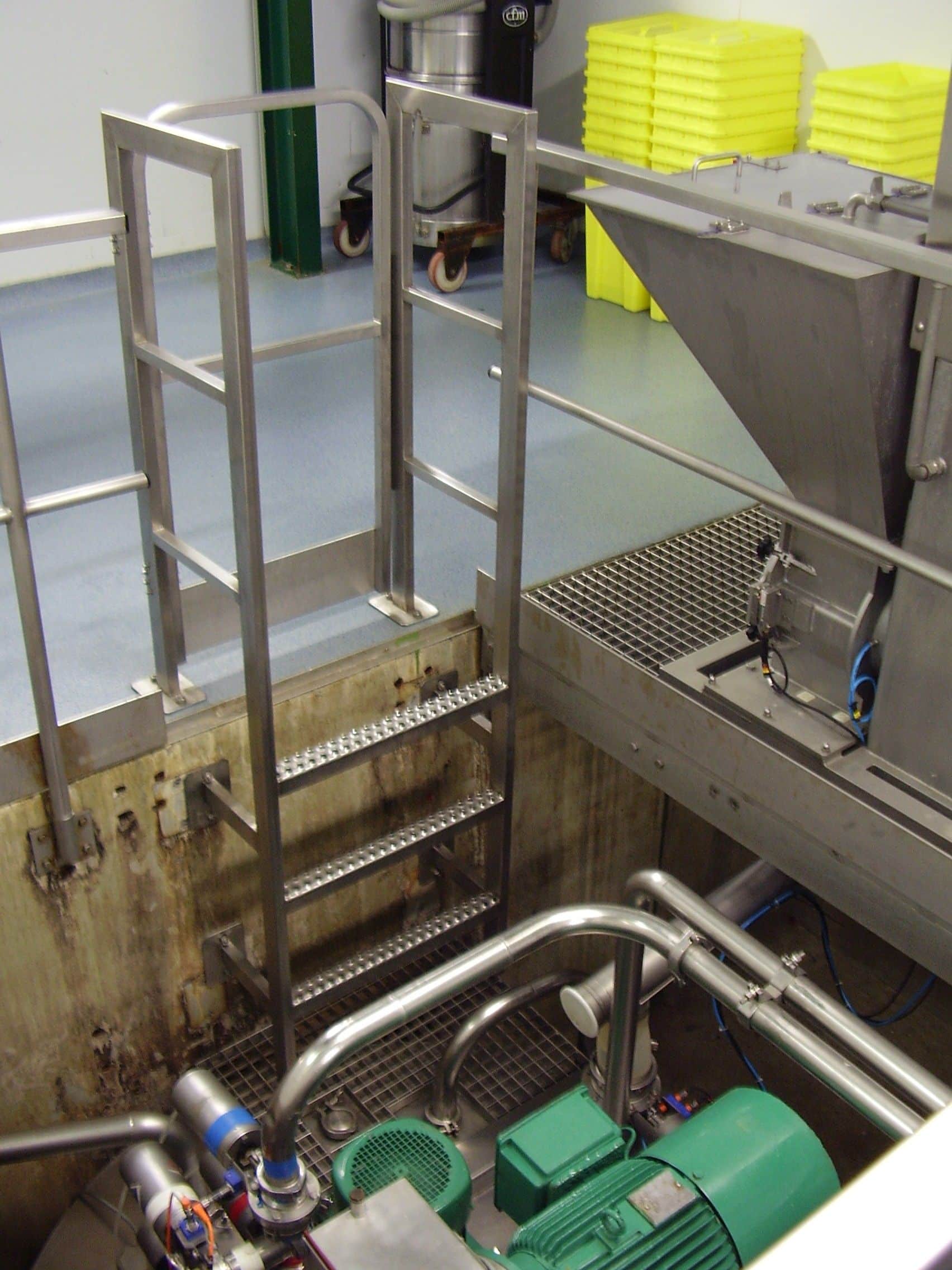 Échelle Inox sur mesure: simple, coulissante ou à crinoline