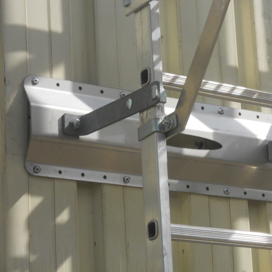 ESSENTIEL B Fixation Harnais poitrine pour caméra sport pas cher